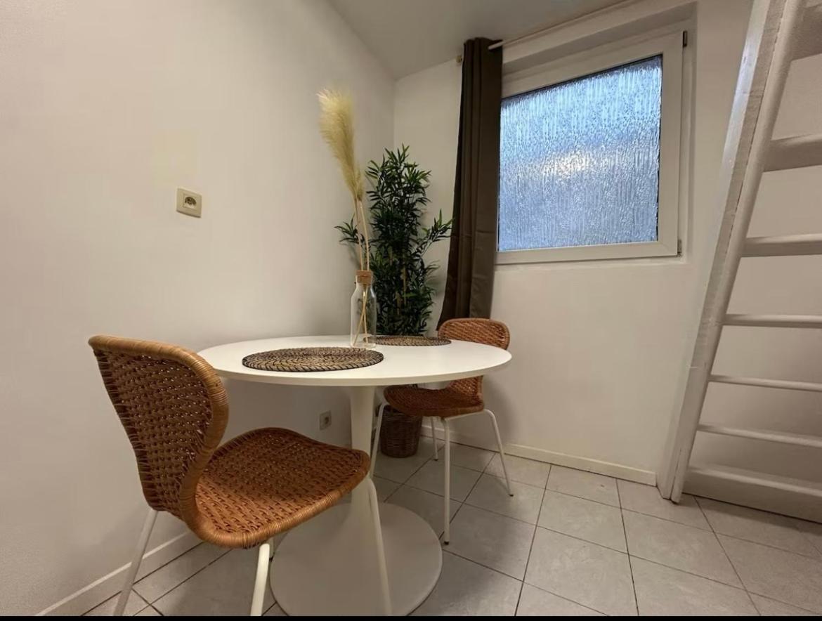 Bruxelles Nid Douillet Et Chaleureux Apartment Ngoại thất bức ảnh